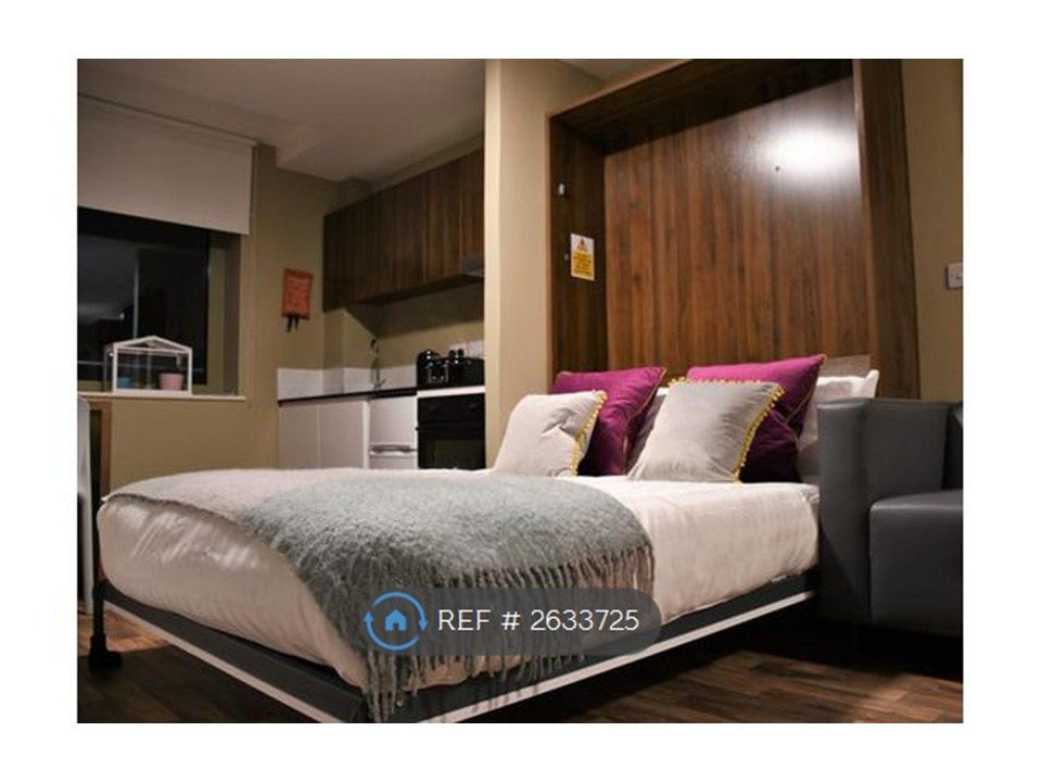Property photo 1 of 7 Fold Down Bed