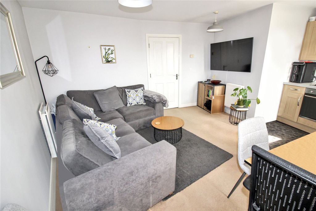 Property photo 2 of 10 Picture No. 08