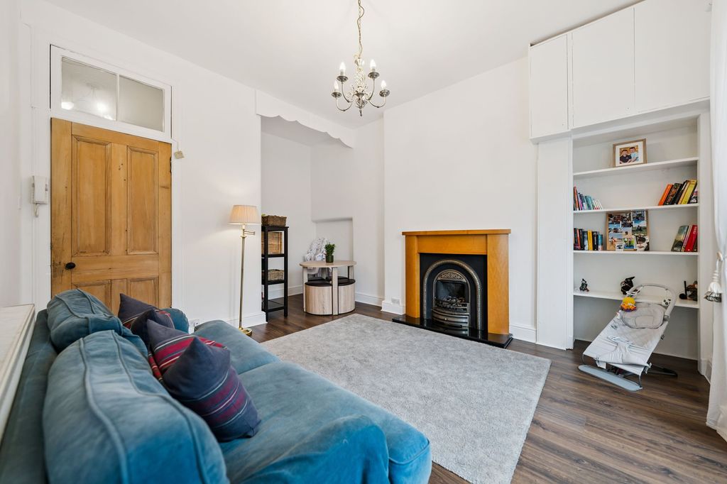 Property photo 3 of 15