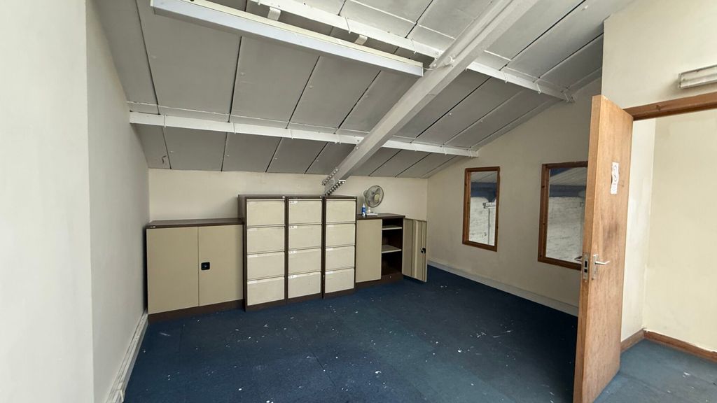 Property photo 3 of 6 Additional_Image_2