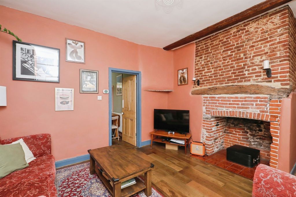 Property photo 3 of 16