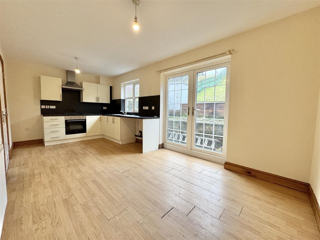 Property photo 2 of 12 Img_1389.Jpeg