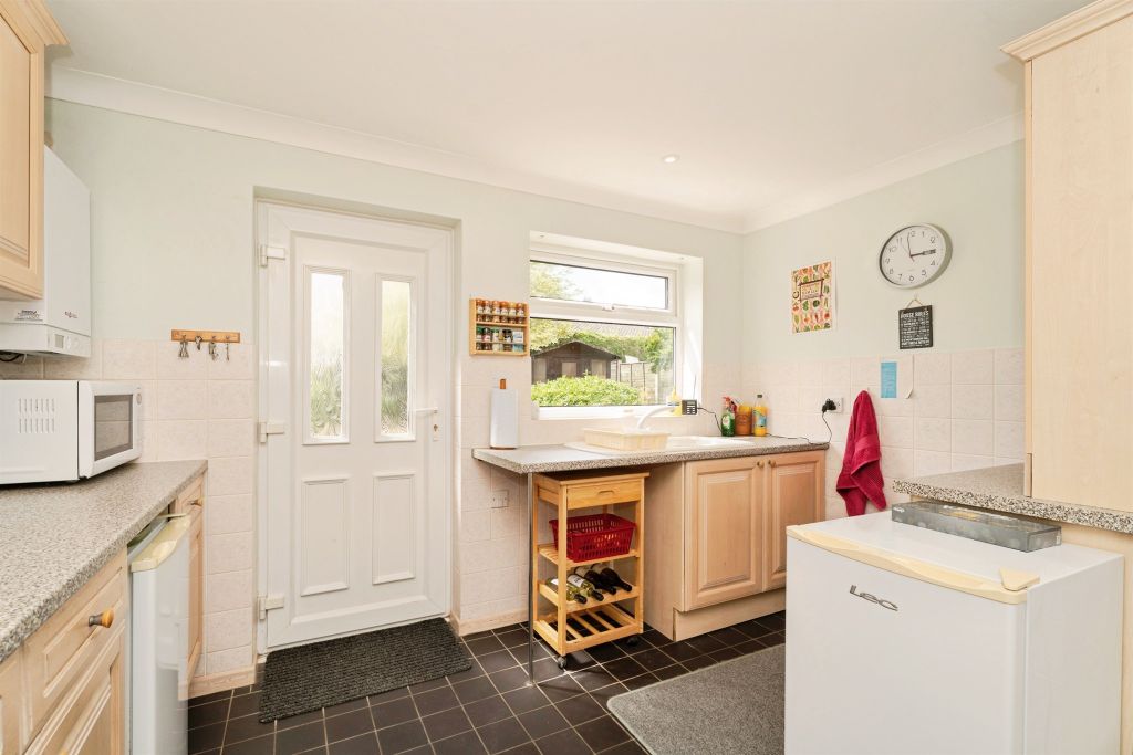Property photo 3 of 20
