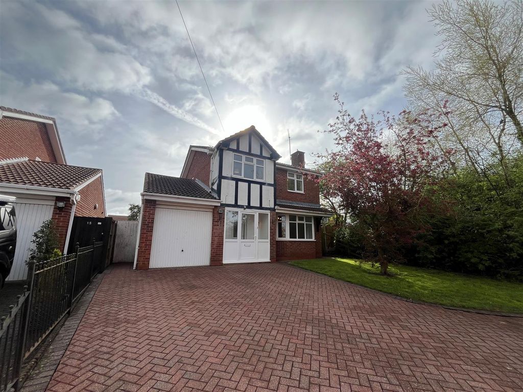 Property photo 1 of 17 Front.Jpg