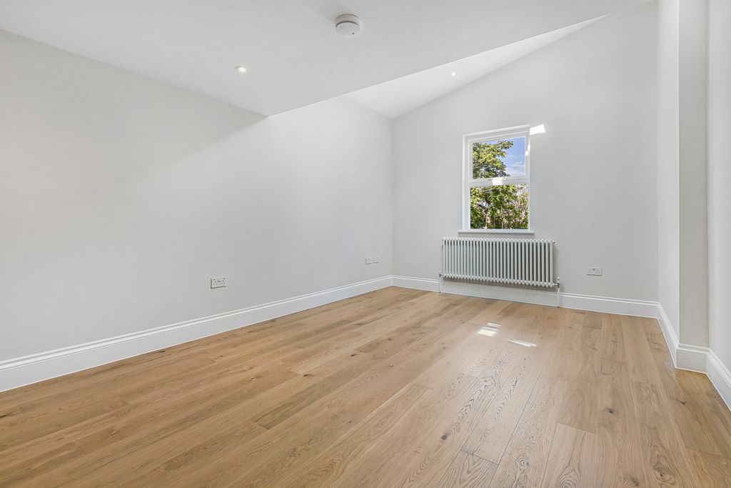 Property photo 3 of 9 Reception Room