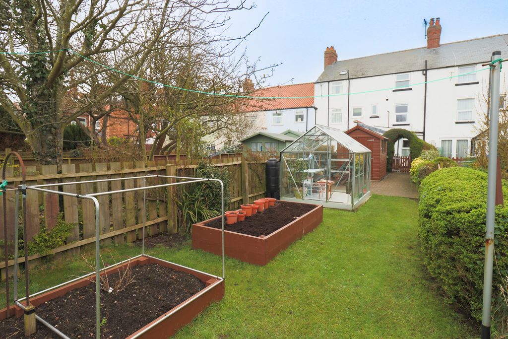Additional image 21 of 4 bed terraced house for saleWest Avenue, Filey YO14