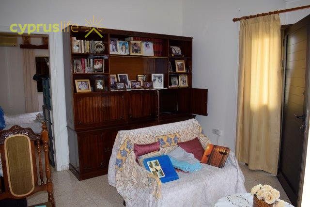 Property photo 3 of 21