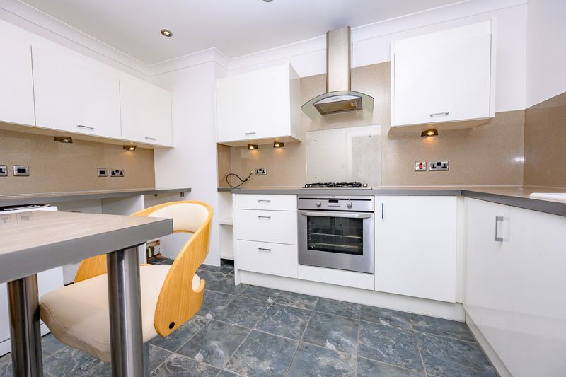 Property photo 2 of 17 Kitchen