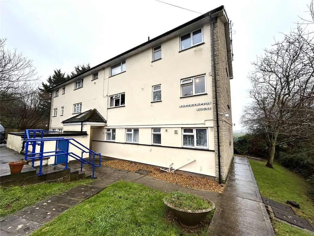 Property photo 1 of 9 Picture No. 05