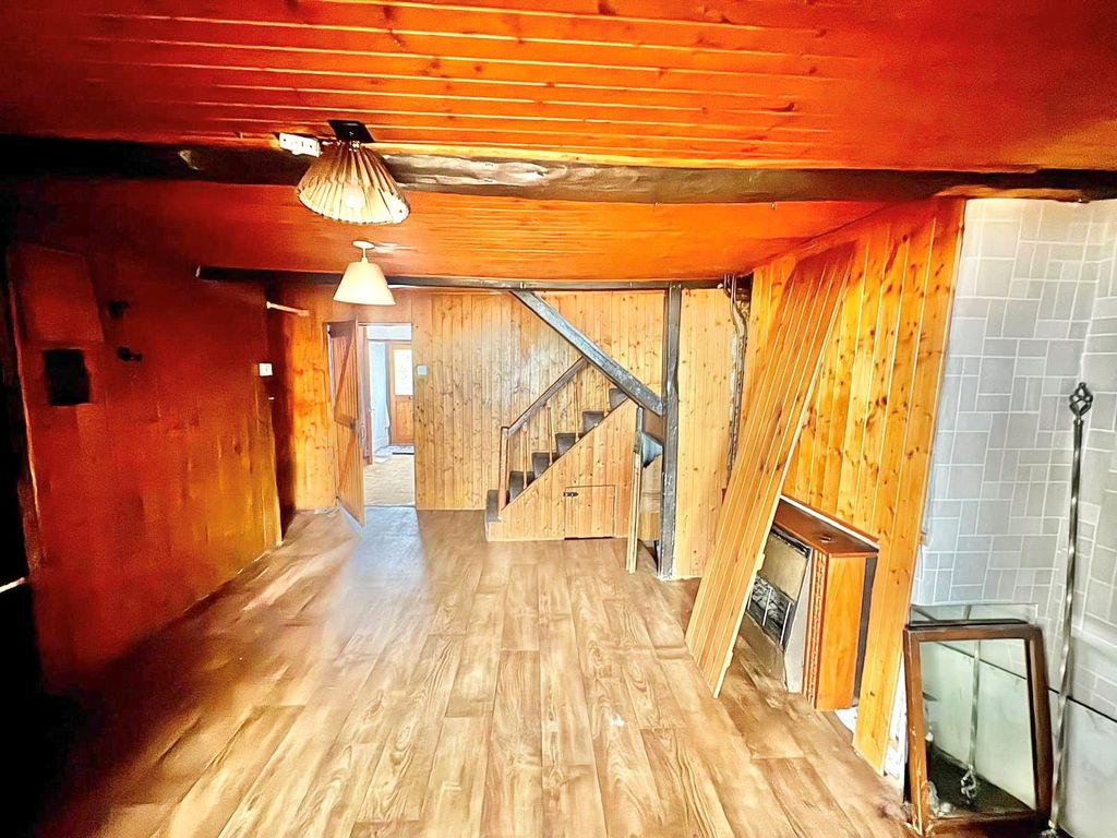 Property photo 3 of 9 Picture No. 20