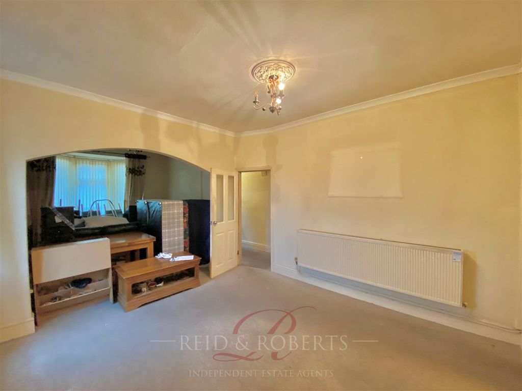 Property photo 3 of 11 5.Png