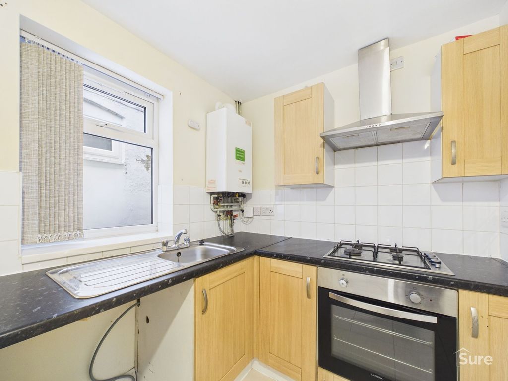 Property photo 3 of 9