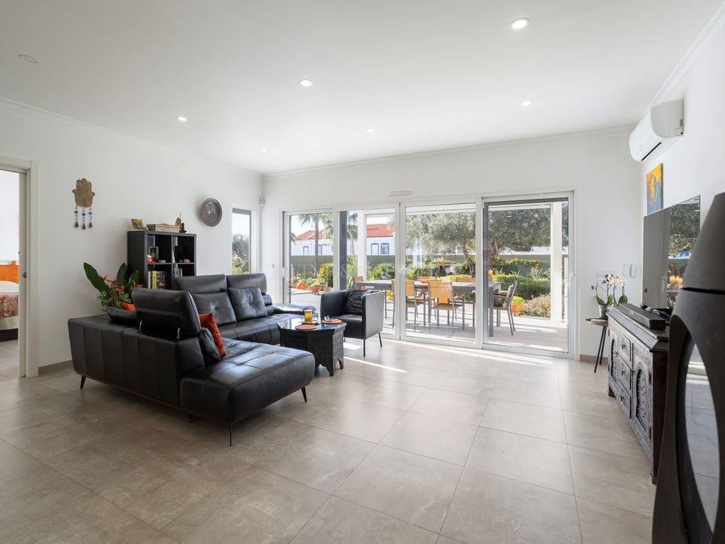 Property photo 3 of 30