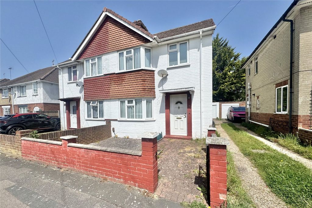 Property photo 1 of 12 Picture No. 02