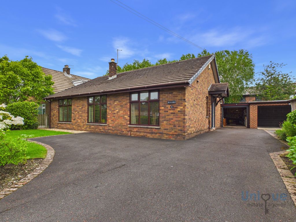 Property photo 2 of 35