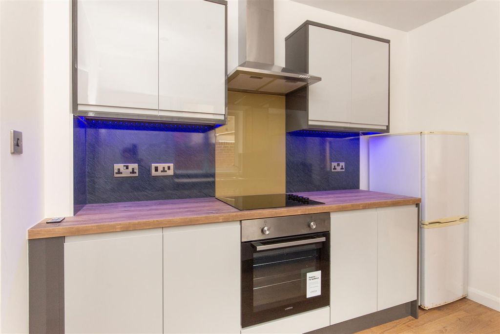 Additional image 18 of 6 bed flat for saleBayswater Road, Jesmond, Newcastle Upon Tyne NE2