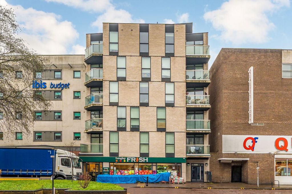 Property photo 1 of 9