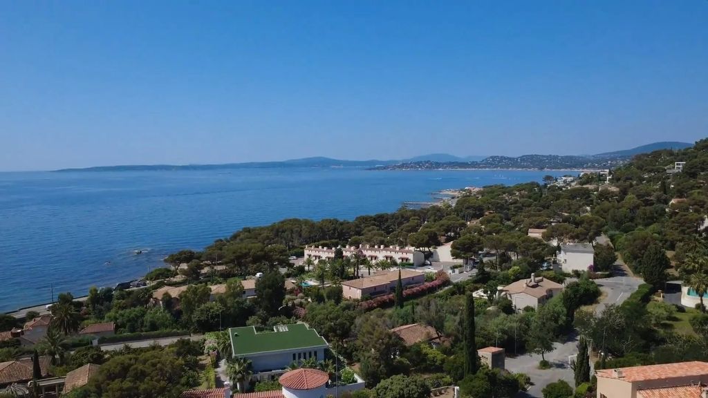 Property photo 2 of 26