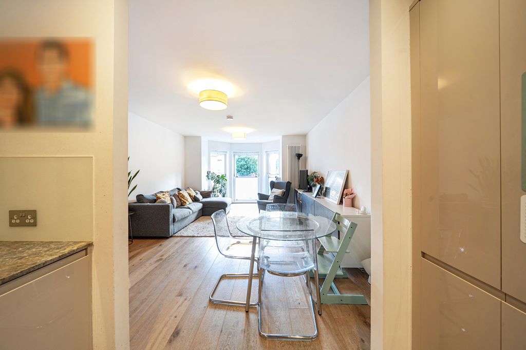 Property photo 3 of 18 Picture No. 08