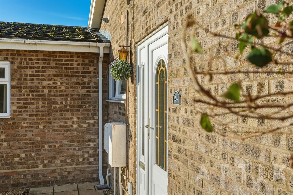 Additional image 11 of 4 bed semi-detached bungalow for saleChichester Road, Halesworth IP19
