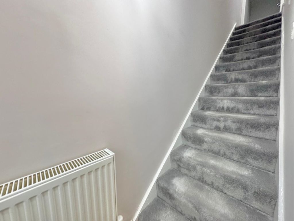 Property photo 2 of 15 31Ae6Eed-F577-4287-9678-F67B430676Fa