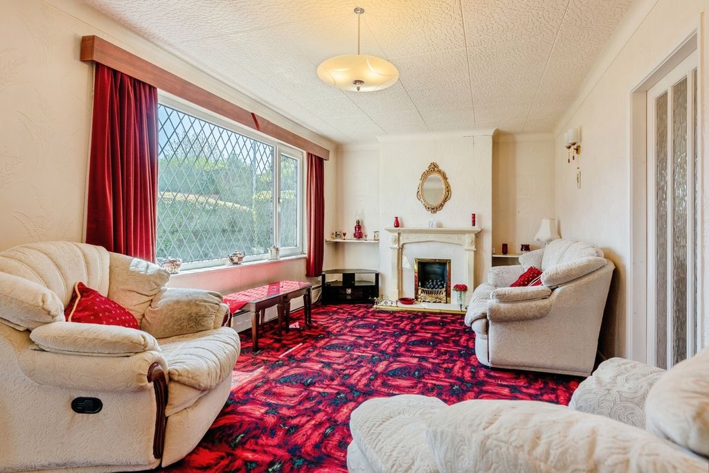 Property photo 2 of 24 Pbox-Img.Jpg