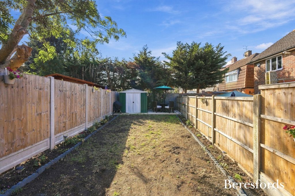 Property photo 2 of 17 Picture No. 21
