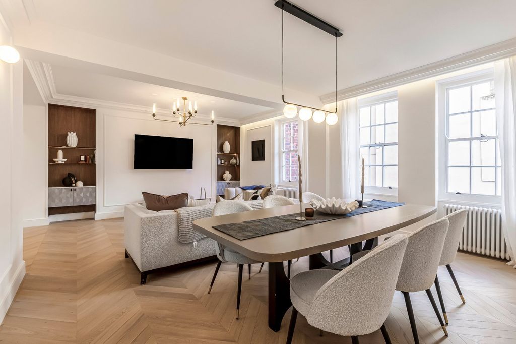 Property photo 3 of 22 Picture No. 54