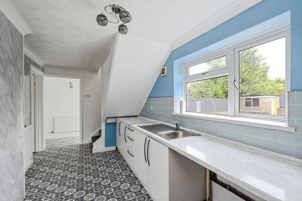 Property photo 2 of 18 Pbox-Img.Jpg