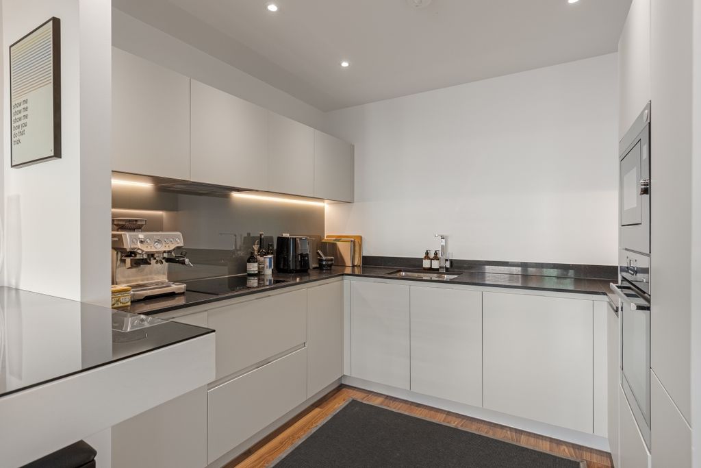 Property photo 3 of 19 094A4934