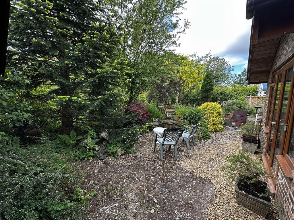 Property photo 2 of 47 Img_5607.Jpeg