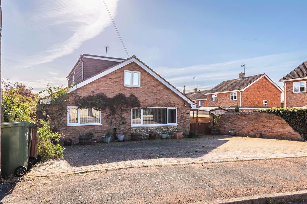 Property photo 1 of 14
