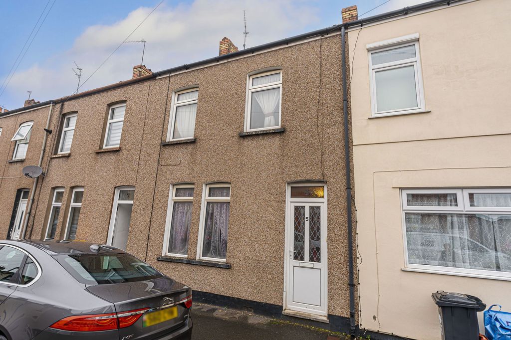 Property photo 1 of 25