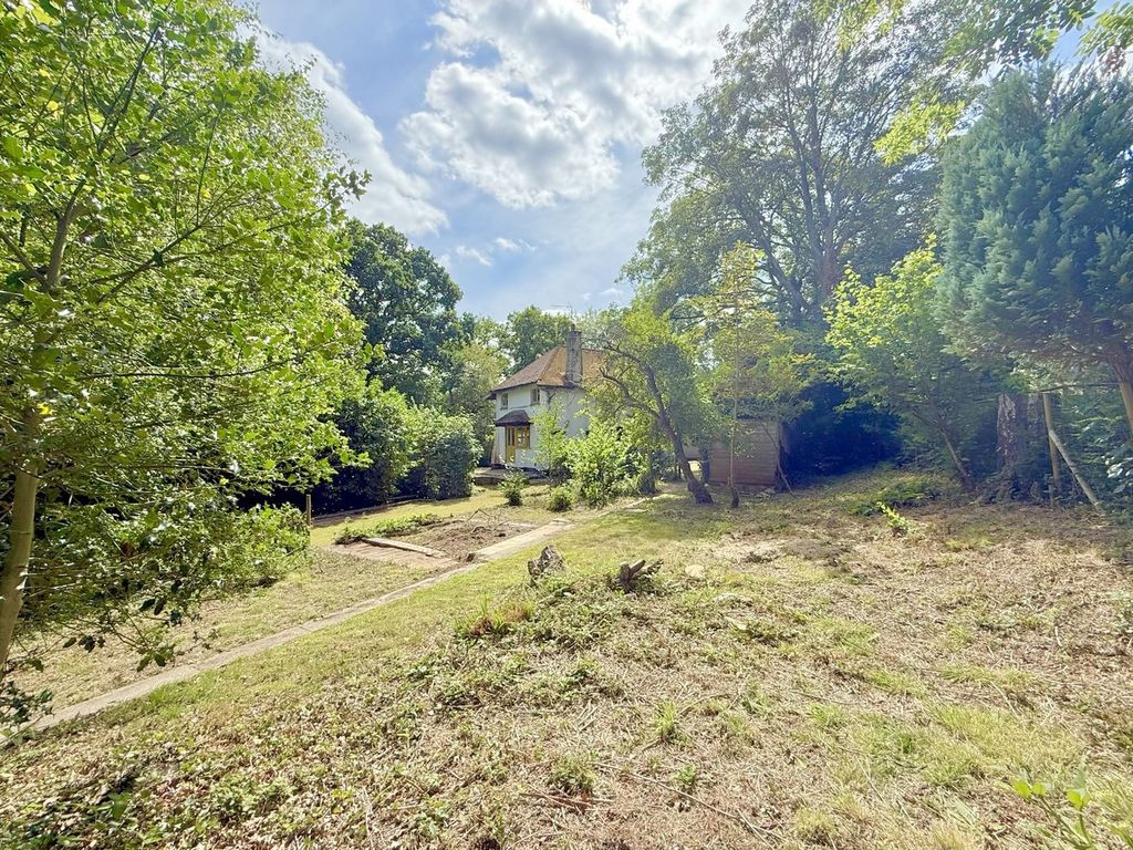 Property photo 2 of 35