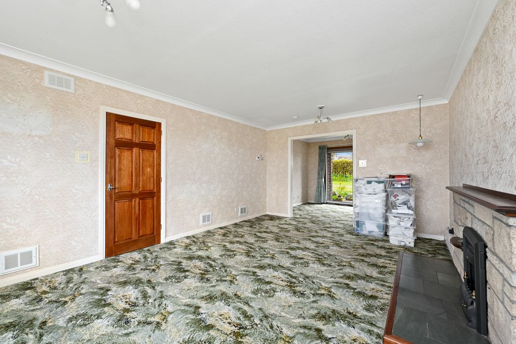 Property photo 2 of 28 Property Image 2