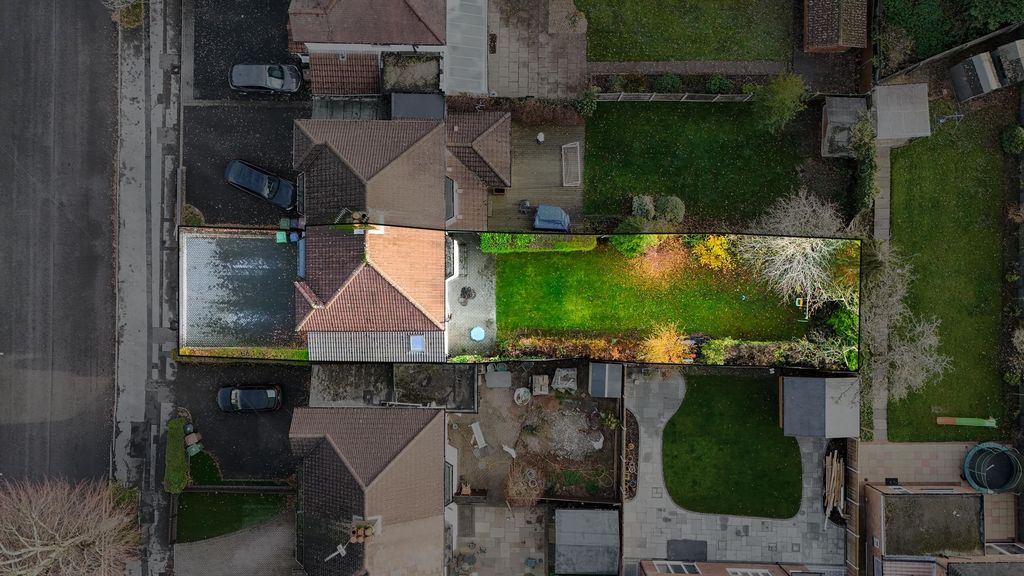 Property photo 3 of 21