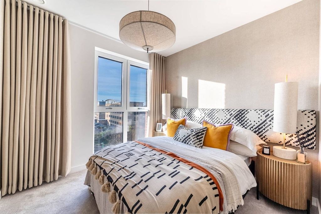 Property photo 2 of 22