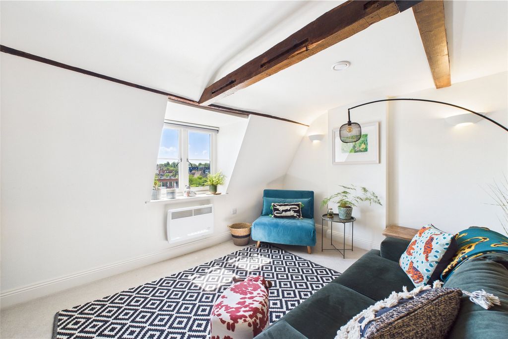 Property photo 3 of 8 Picture No. 19