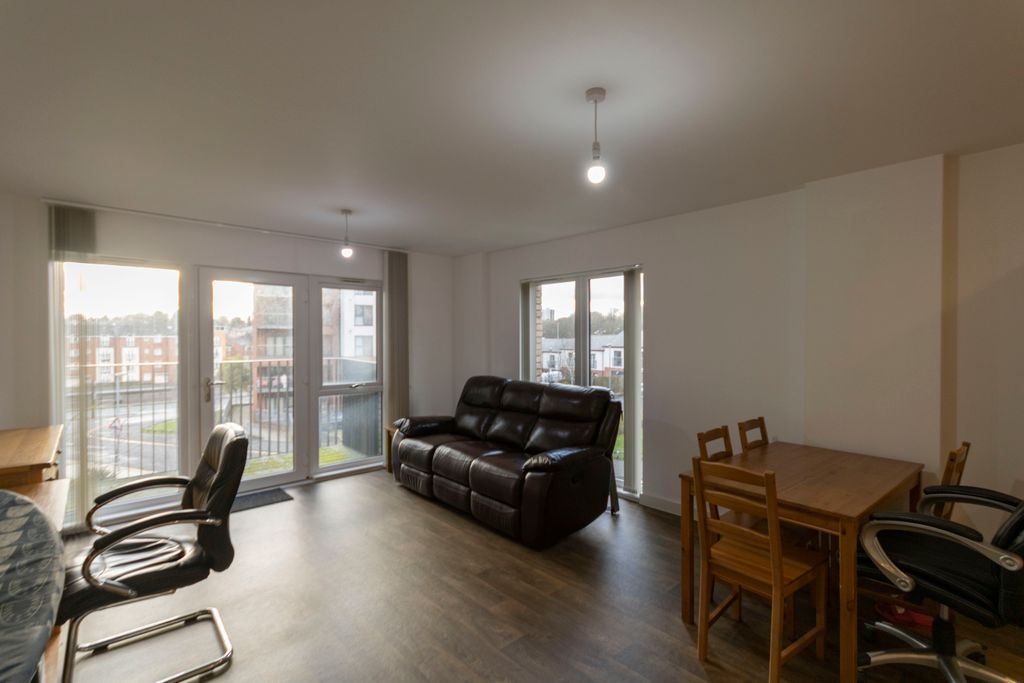 Property photo 3 of 10 Img_2576_1