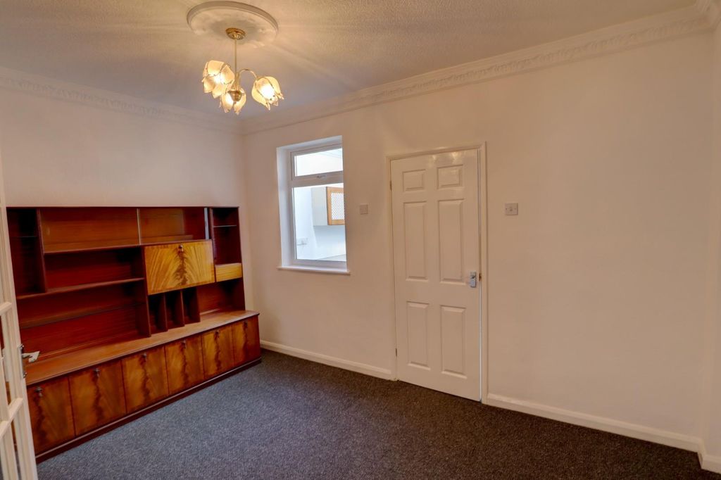 Property photo 3 of 10 Reception Room