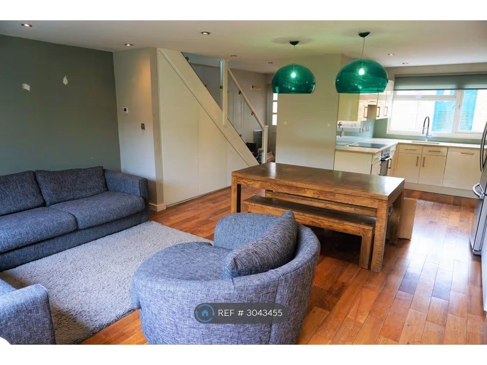 Property photo 3 of 7