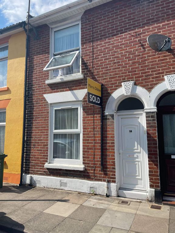 Property photo 1 of 8