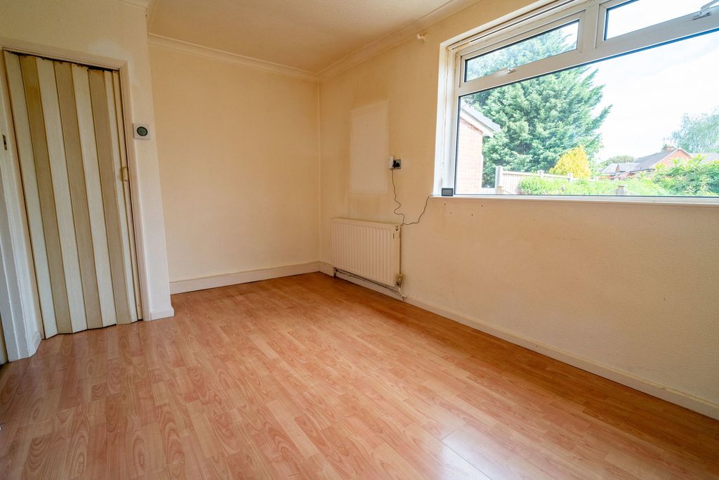 Property photo 2 of 22