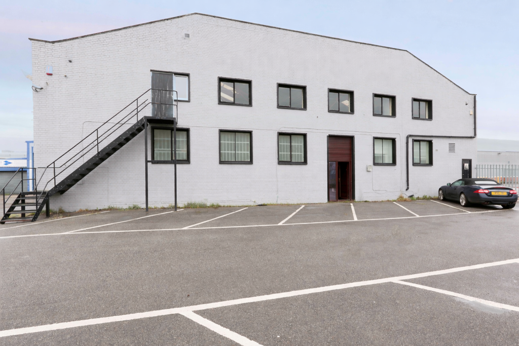 Property photo 1 of 6