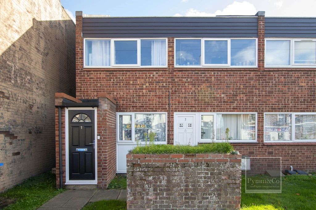 Property photo 1 of 8