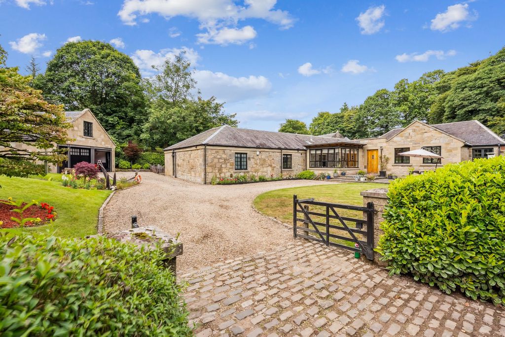Property photo 1 of 51