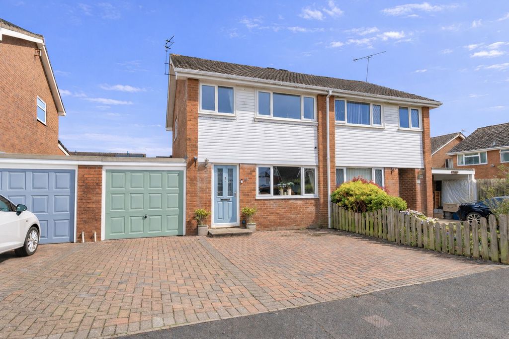 Property photo 1 of 23