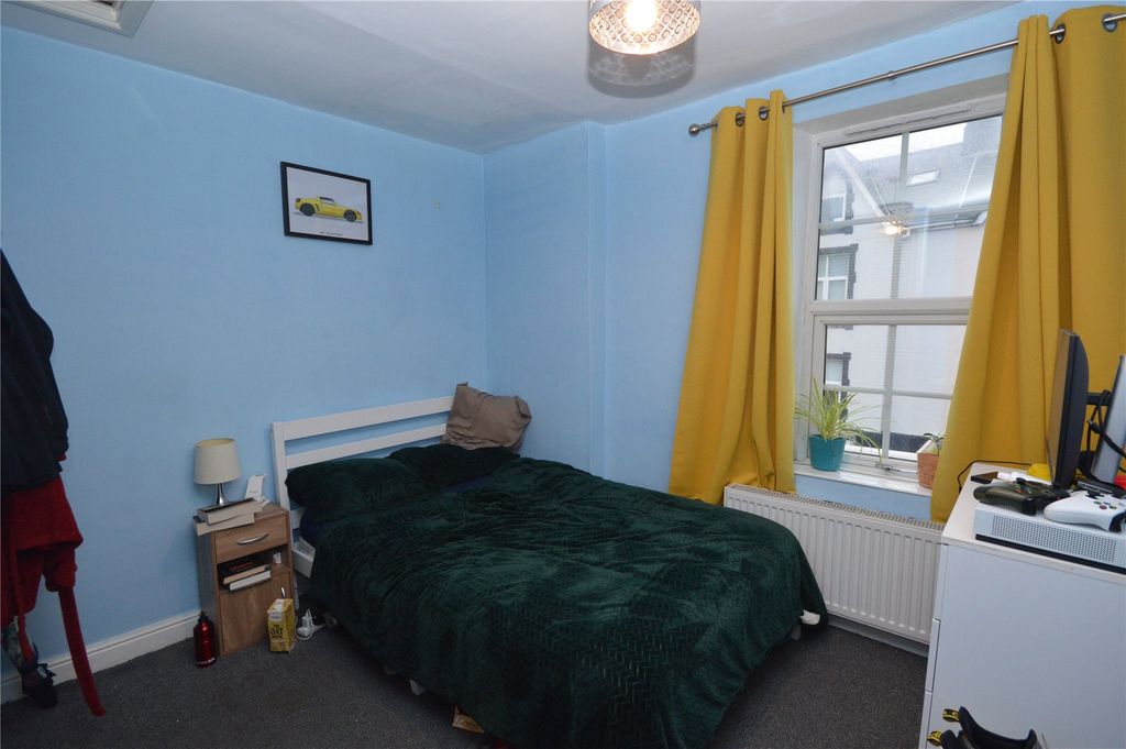 Property photo 3 of 9 Picture No. 14