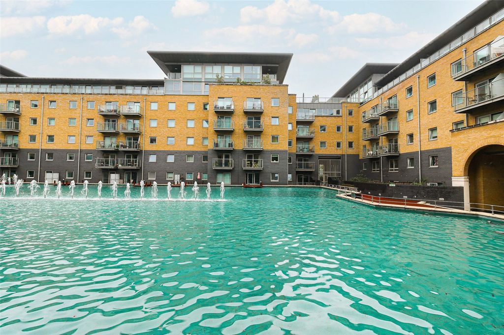 Property photo 2 of 17 Picture No. 25