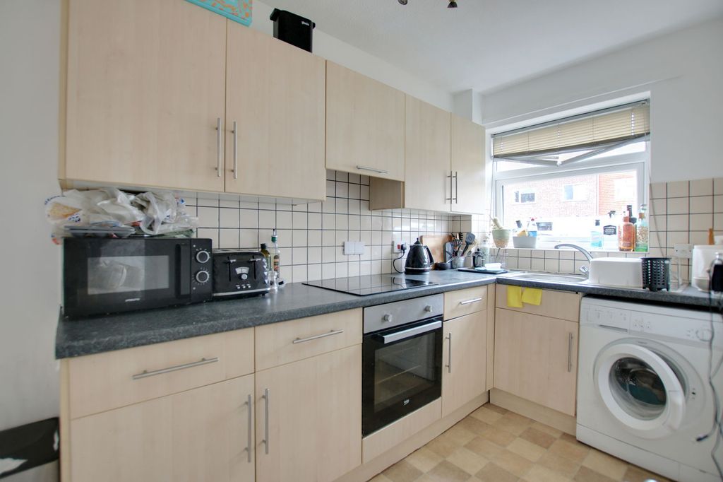 Property photo 2 of 7